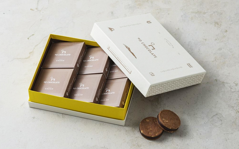 in hộp giấy quà tặng