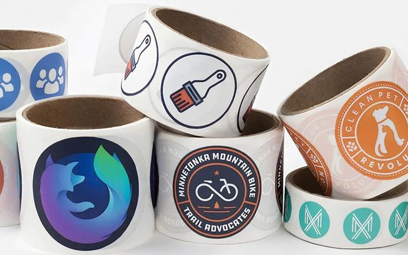 in nhãn decal cuộn